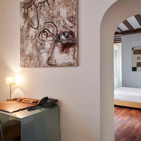 Detalle de la habitación del Mercer House Bòria BCN